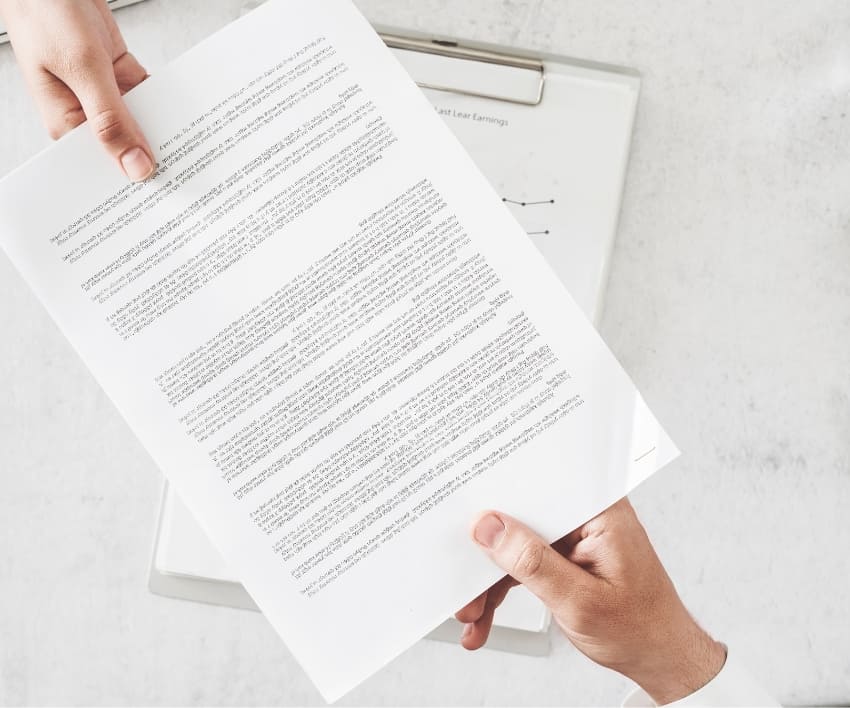 Litige contrat avocat Nantes